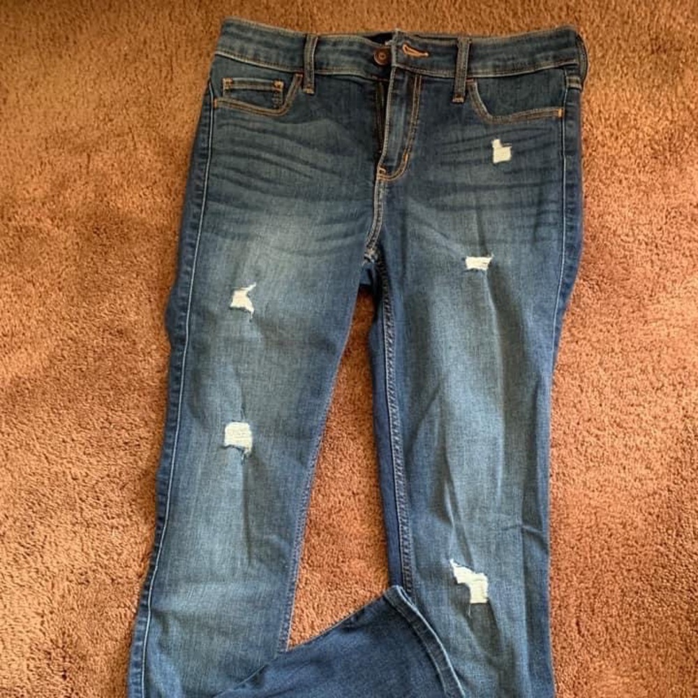 Hollister skinny jeans